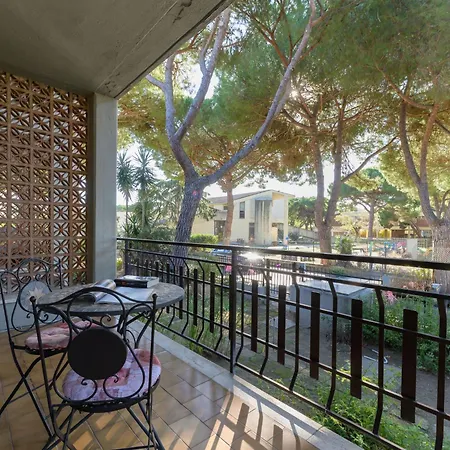 Apartment Casamare By Interhome